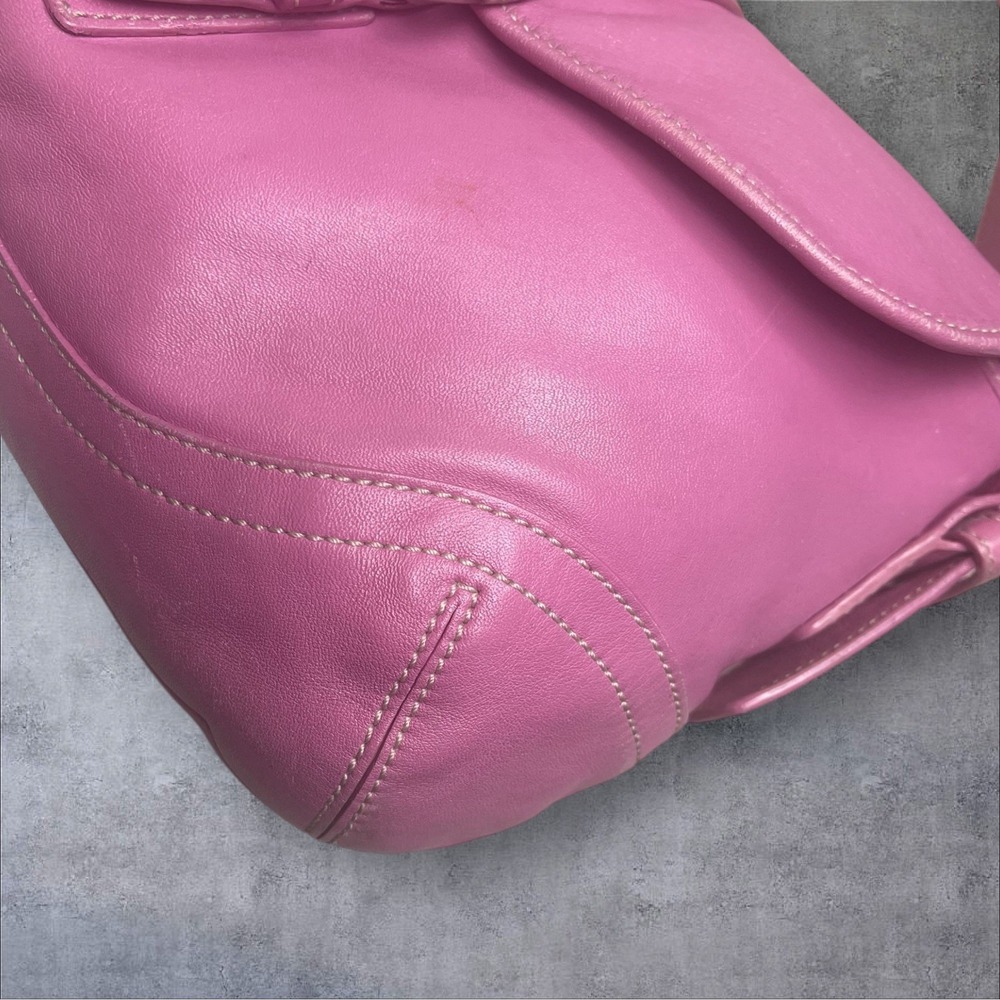 Coach Vintage Y2K Pink Leather Soho Shoulder Bag Purse 9248 Front Flap Barbie - Picture 8 of 15